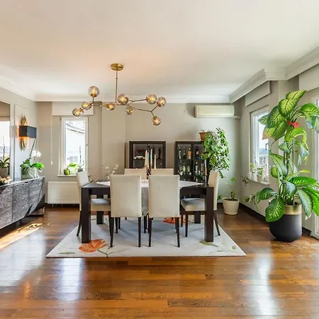 Exquisite House With Balcony And View In Besiktas Lejlighed Istanbul