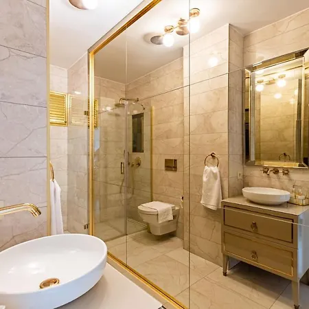 Exquisite House With Balcony And View In Besiktas Lejlighed Istanbul
